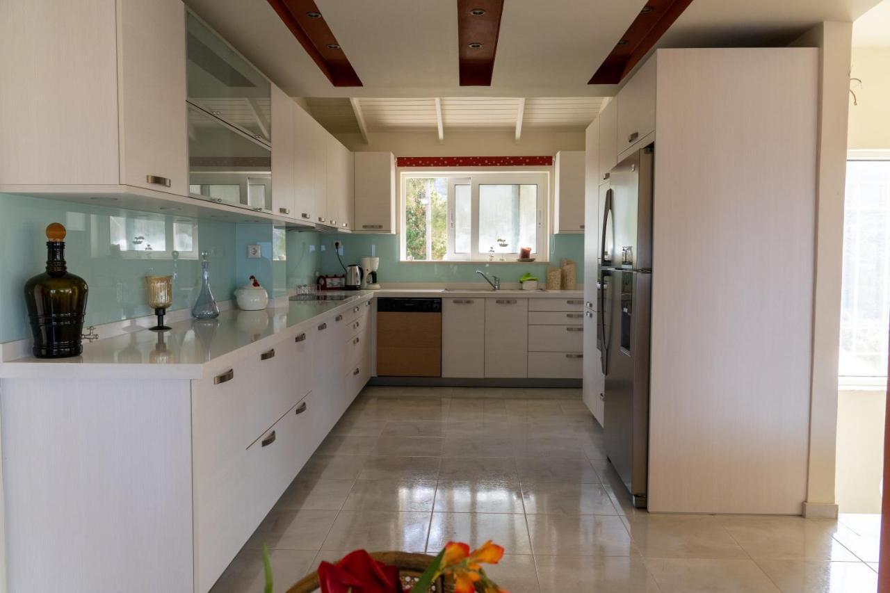 Villa Lygaria ลิกาเรีย ภายนอก รูปภาพ